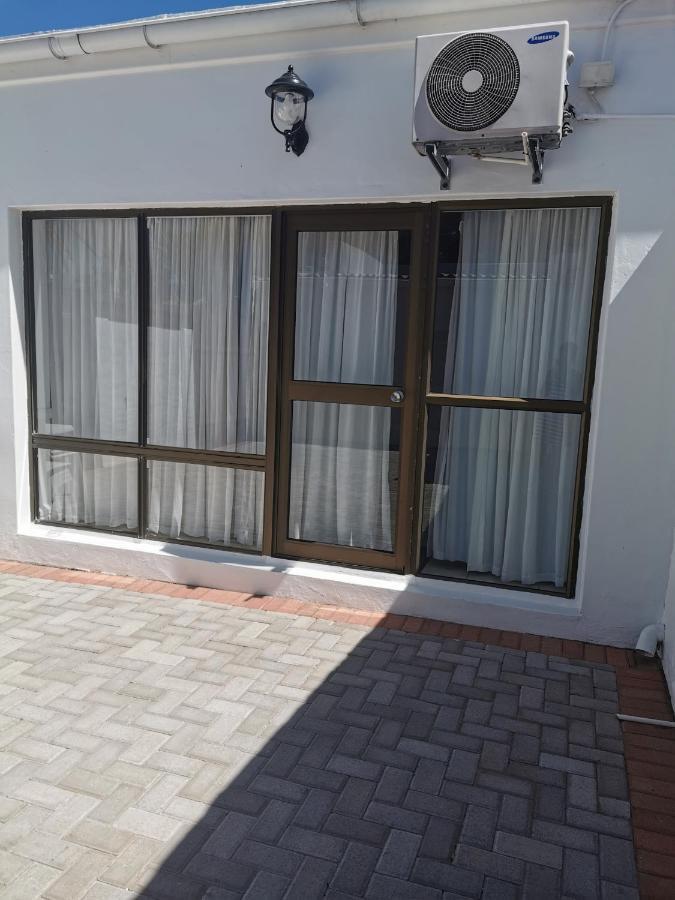 Ballina Ga-El Guesthouse Port Elizabeth Kültér fotó