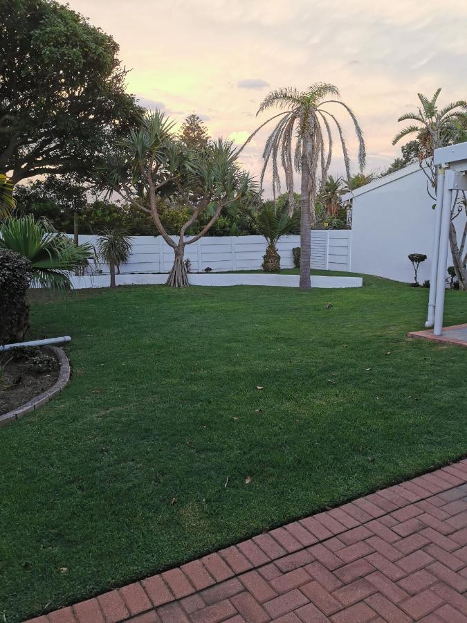Ballina Ga-El Guesthouse Port Elizabeth Kültér fotó