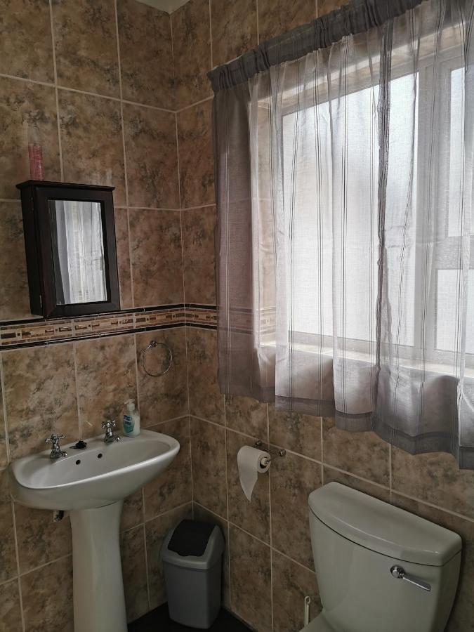 Ballina Ga-El Guesthouse Port Elizabeth Kültér fotó